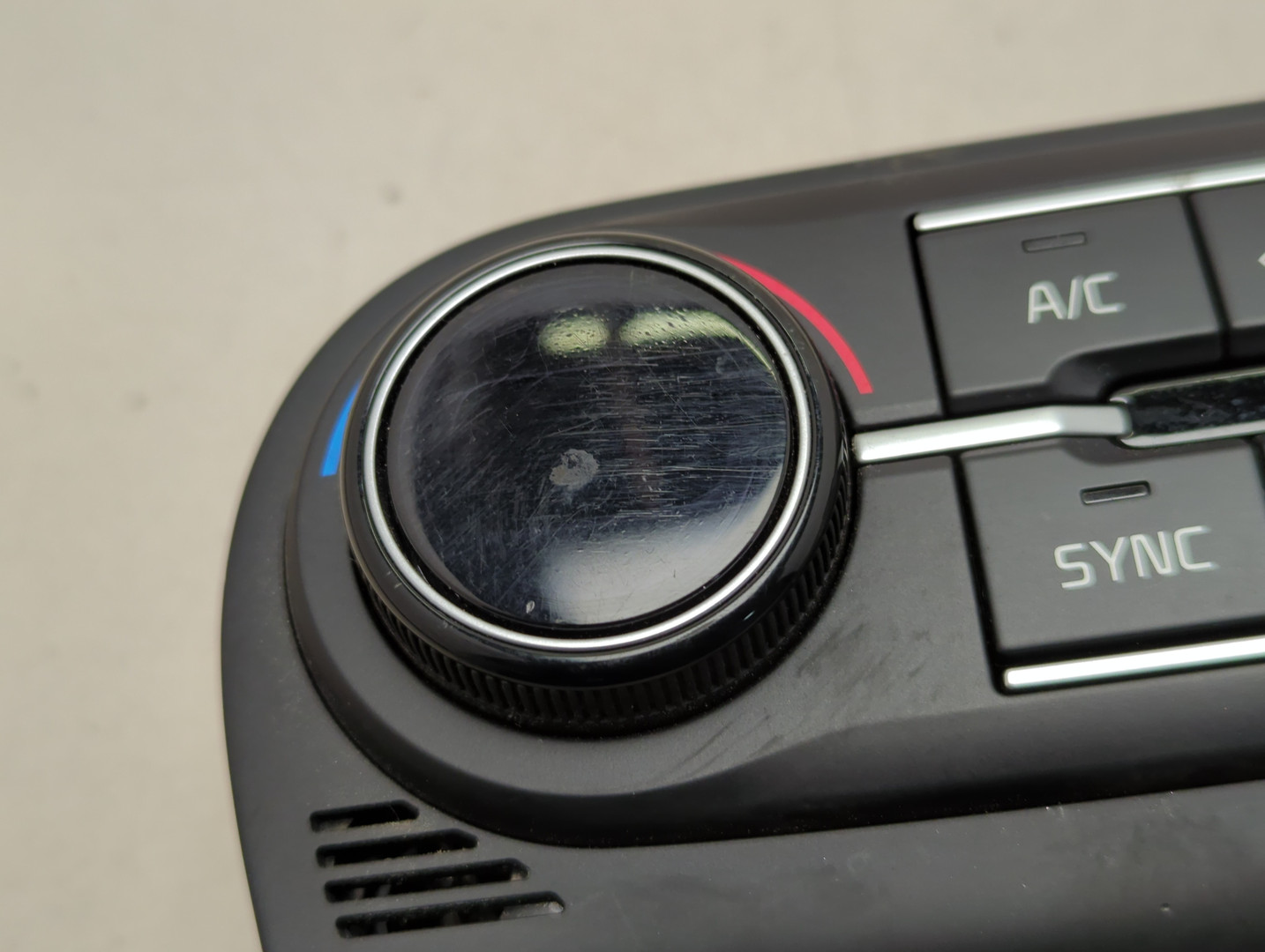 Переключатель отопителя