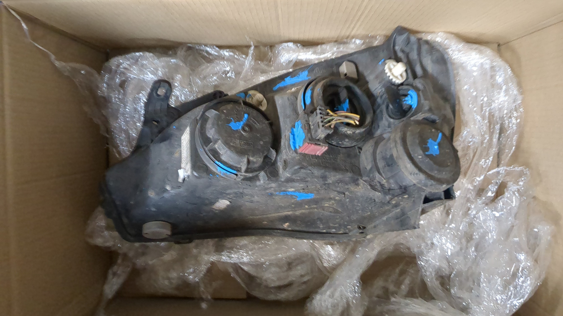 Фара правая