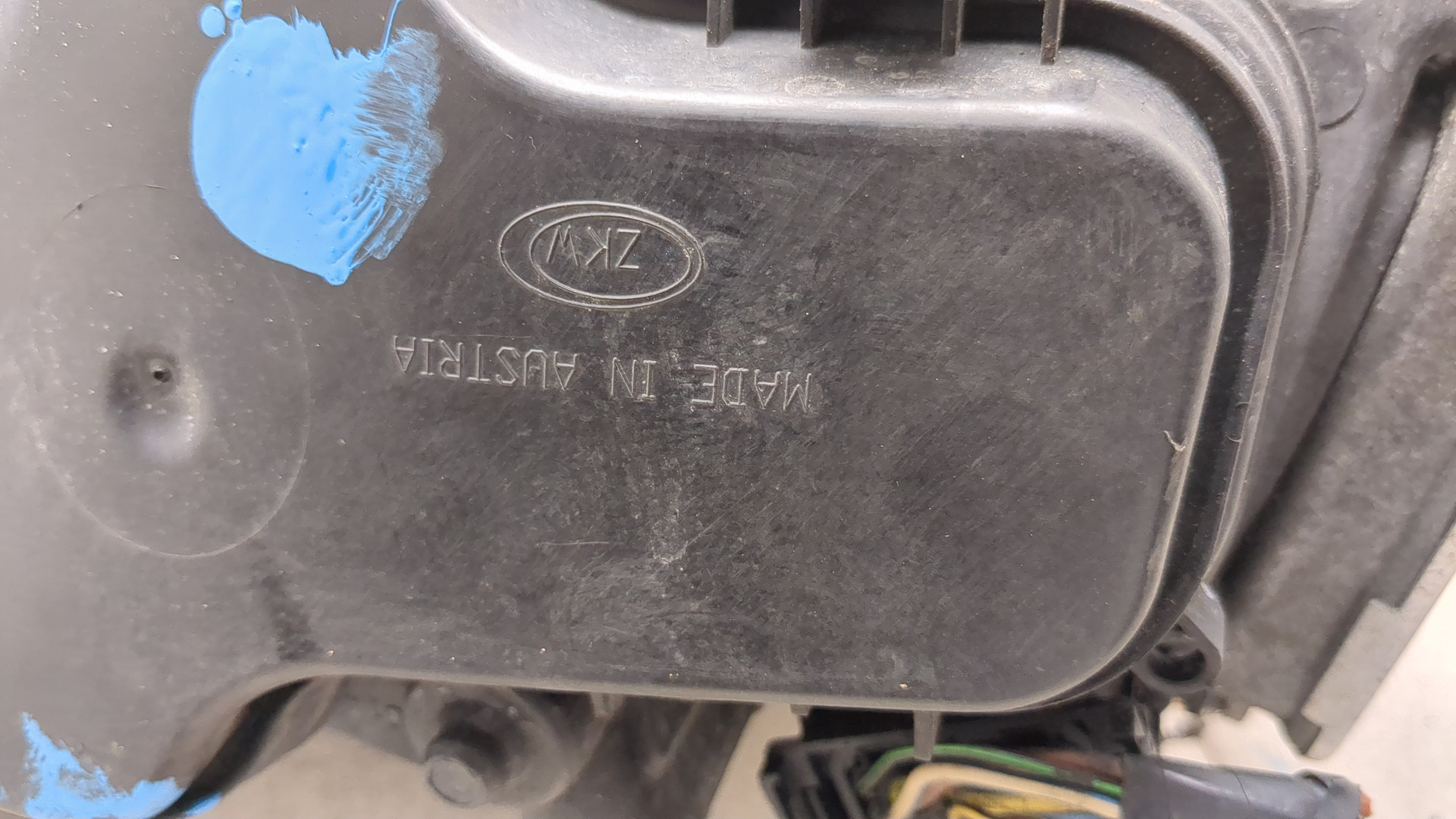 Фара правая