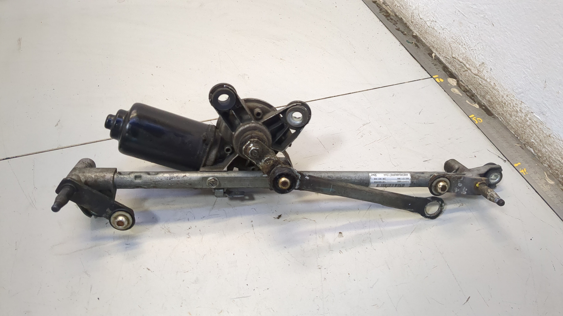 Трапеция стеклоочистителей