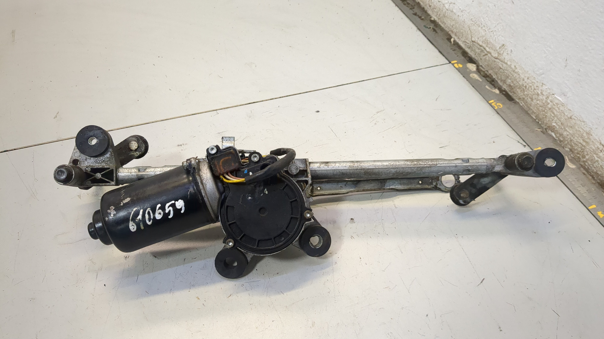 Трапеция стеклоочистителей