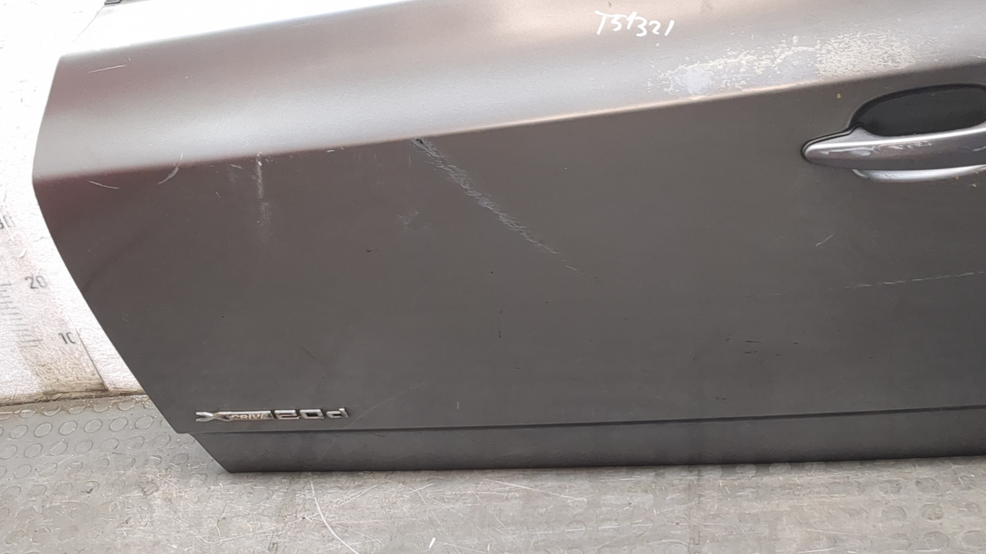 Дверь передняя левая