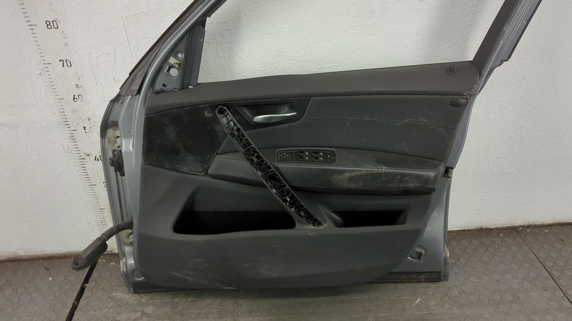 Дверь передняя правая