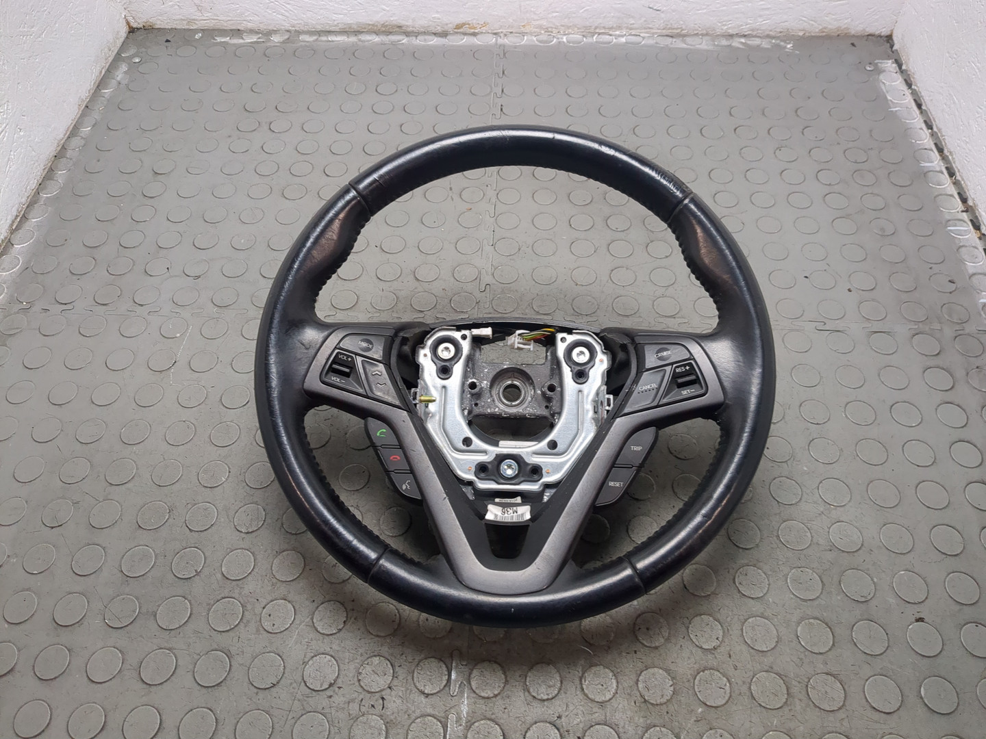 Рулевое колесо (руль)