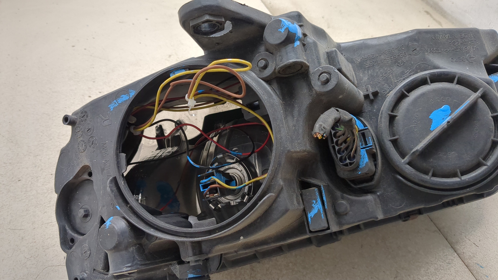 Фара правая