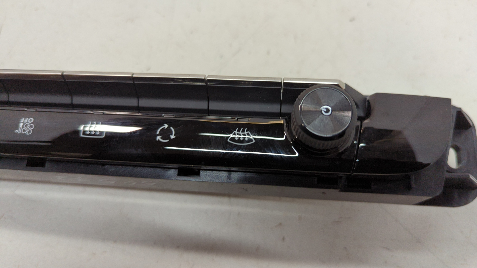 Переключатель отопителя