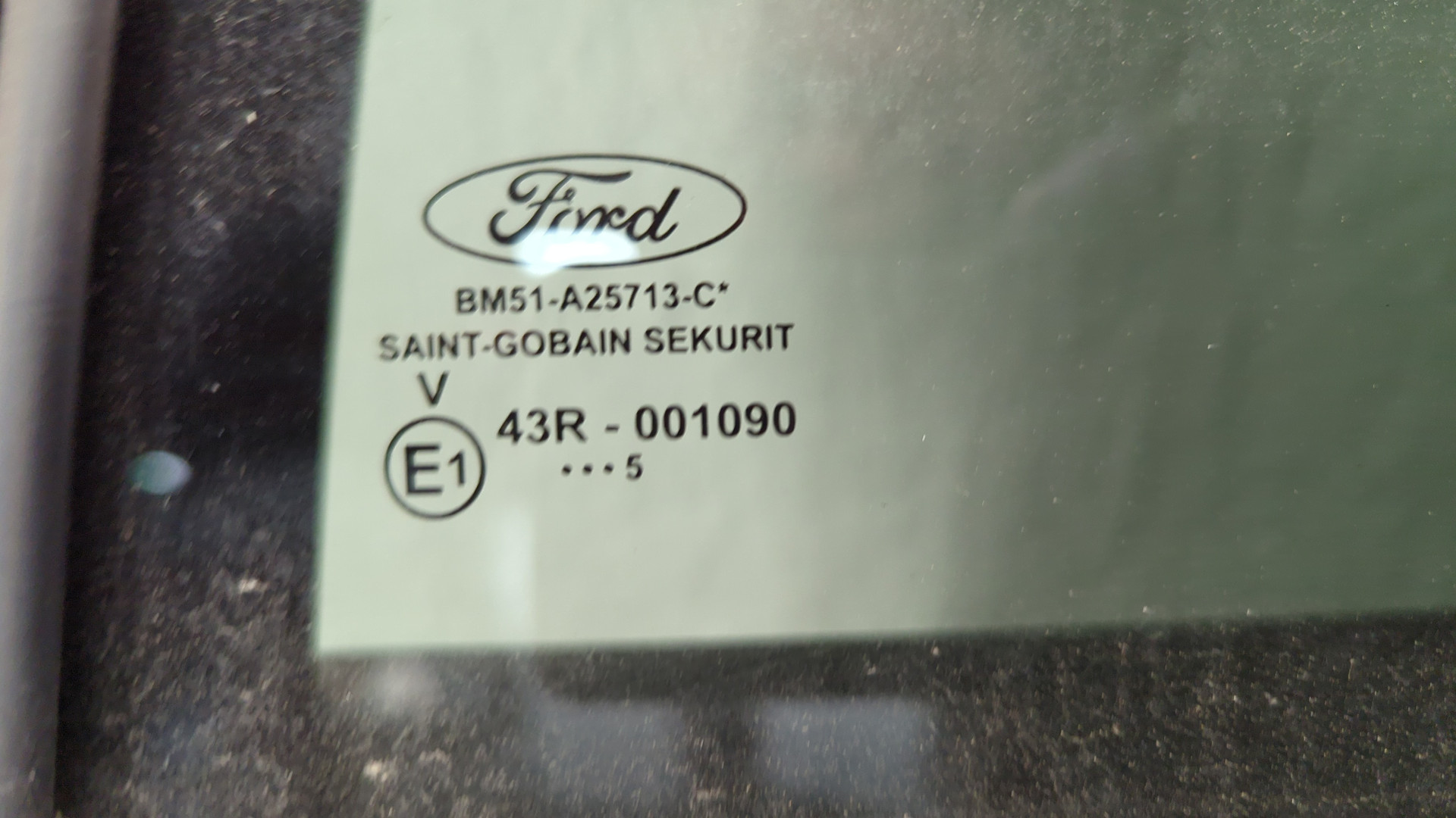 Дверь задняя левая