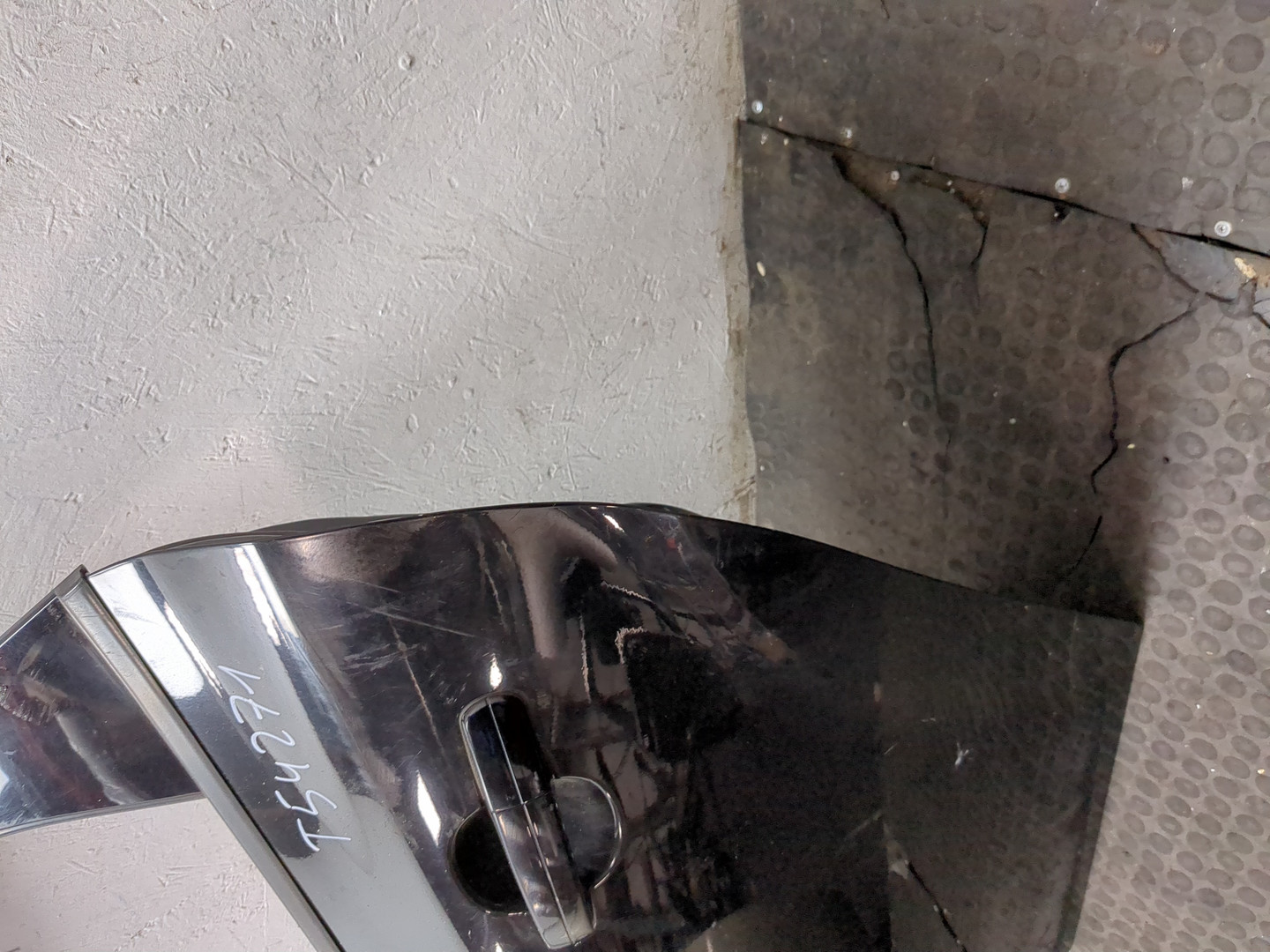 Дверь задняя левая