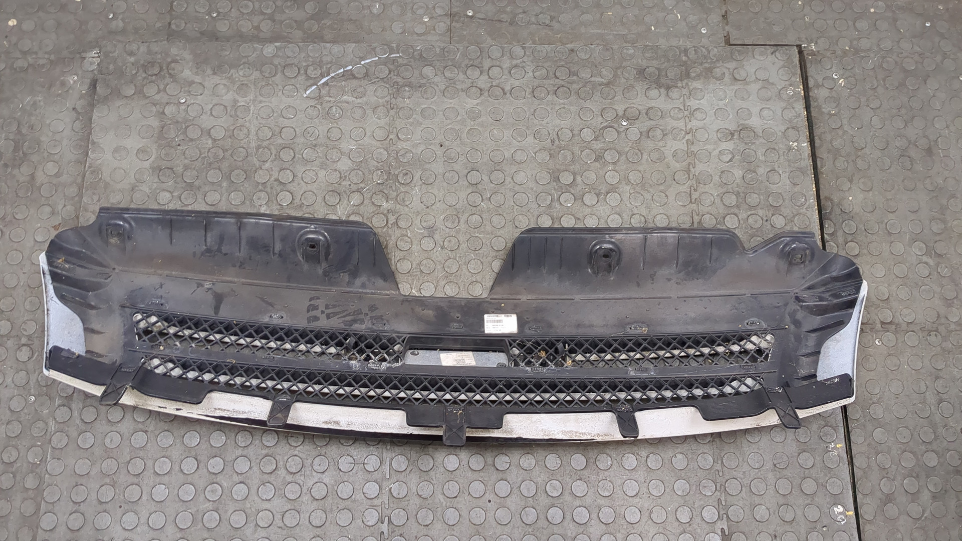 Решетка радиатора