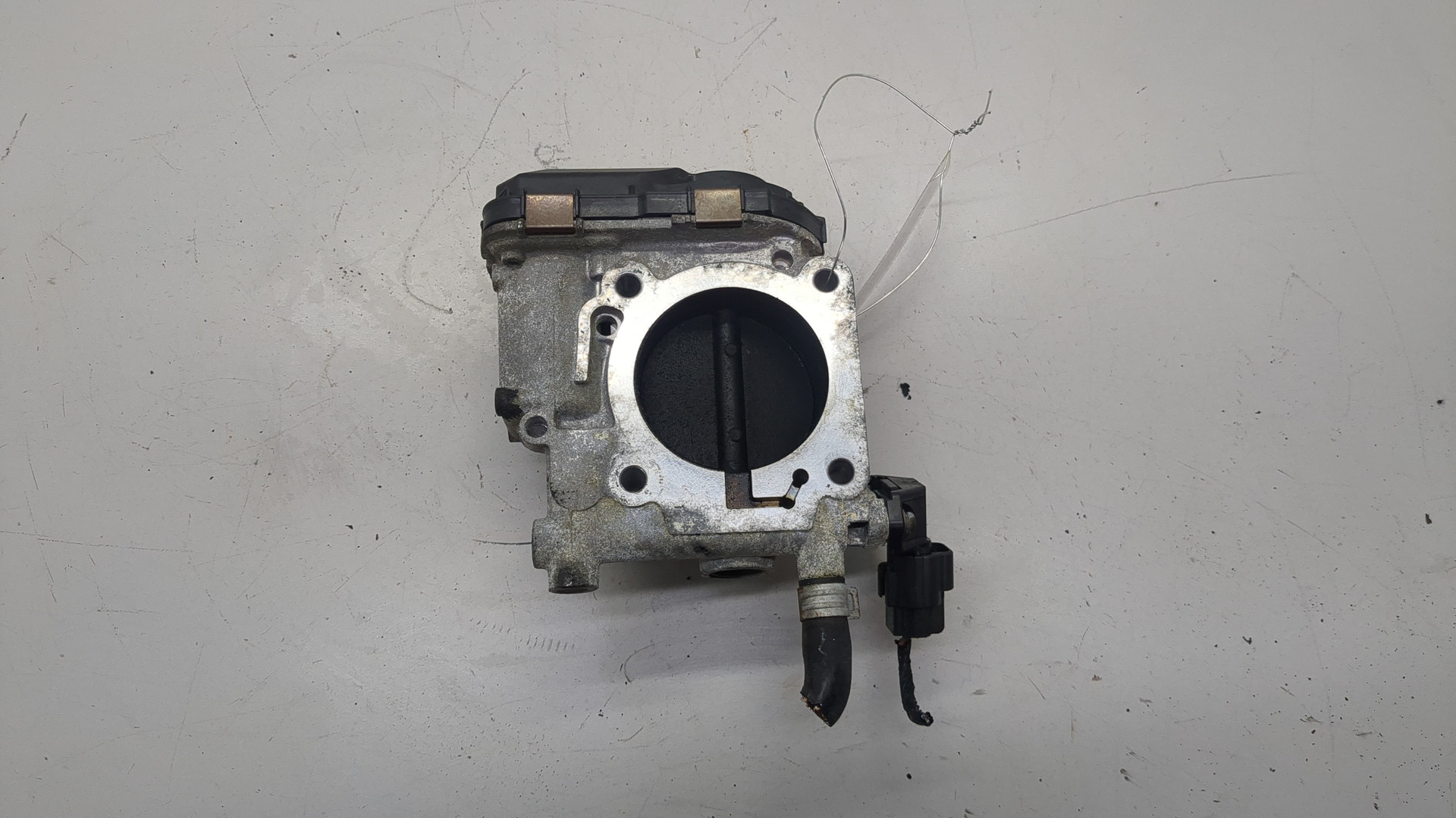 Заслонка дроссельная электрическая