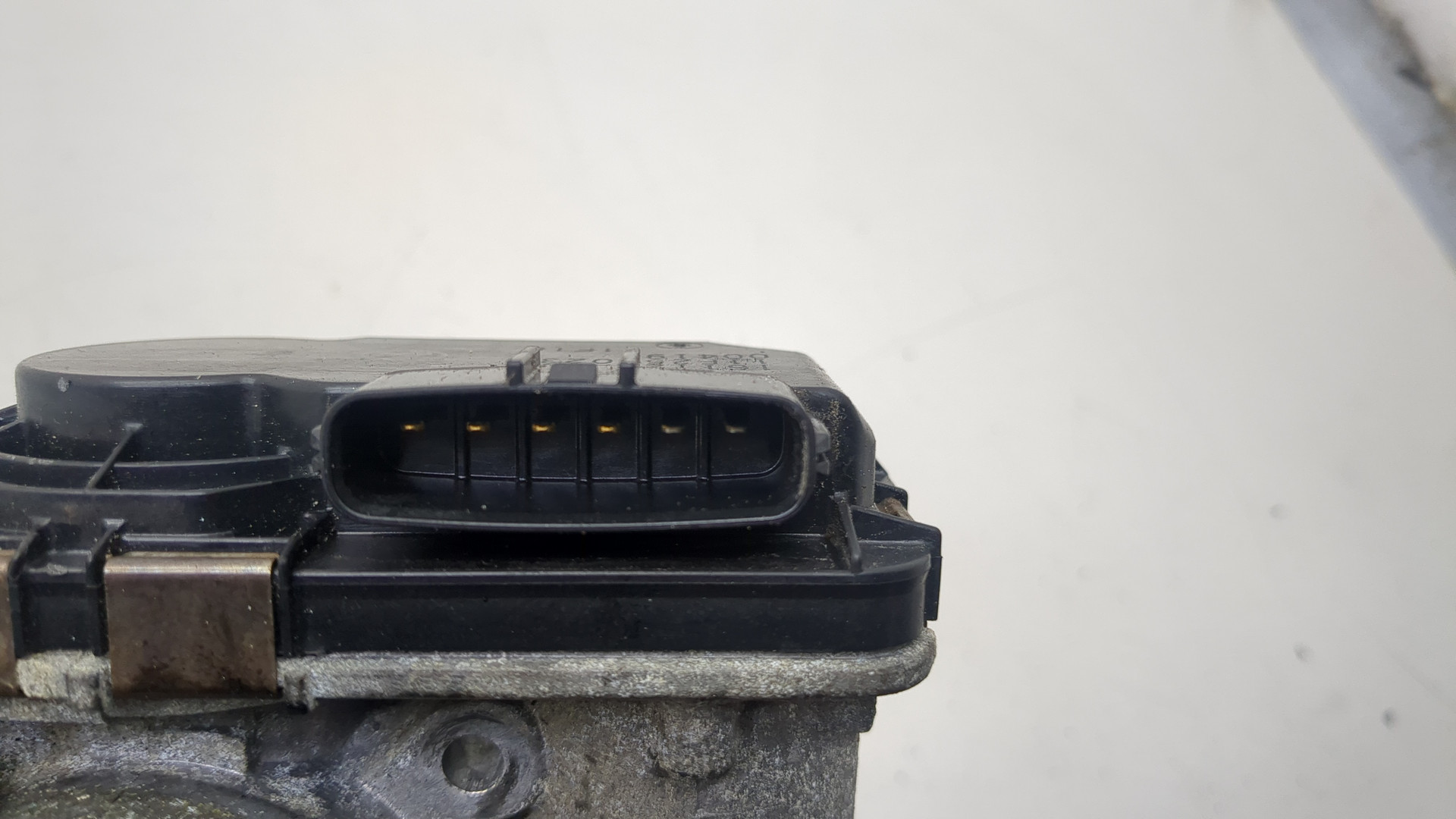 Заслонка дроссельная электрическая