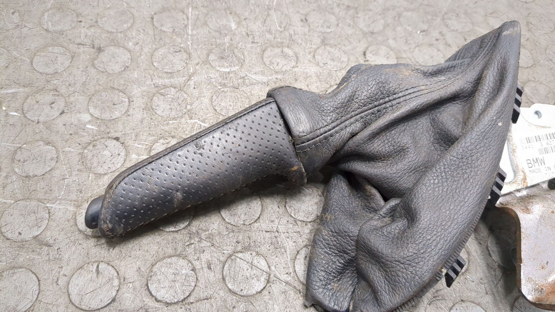 Рычаг стояночного тормоза