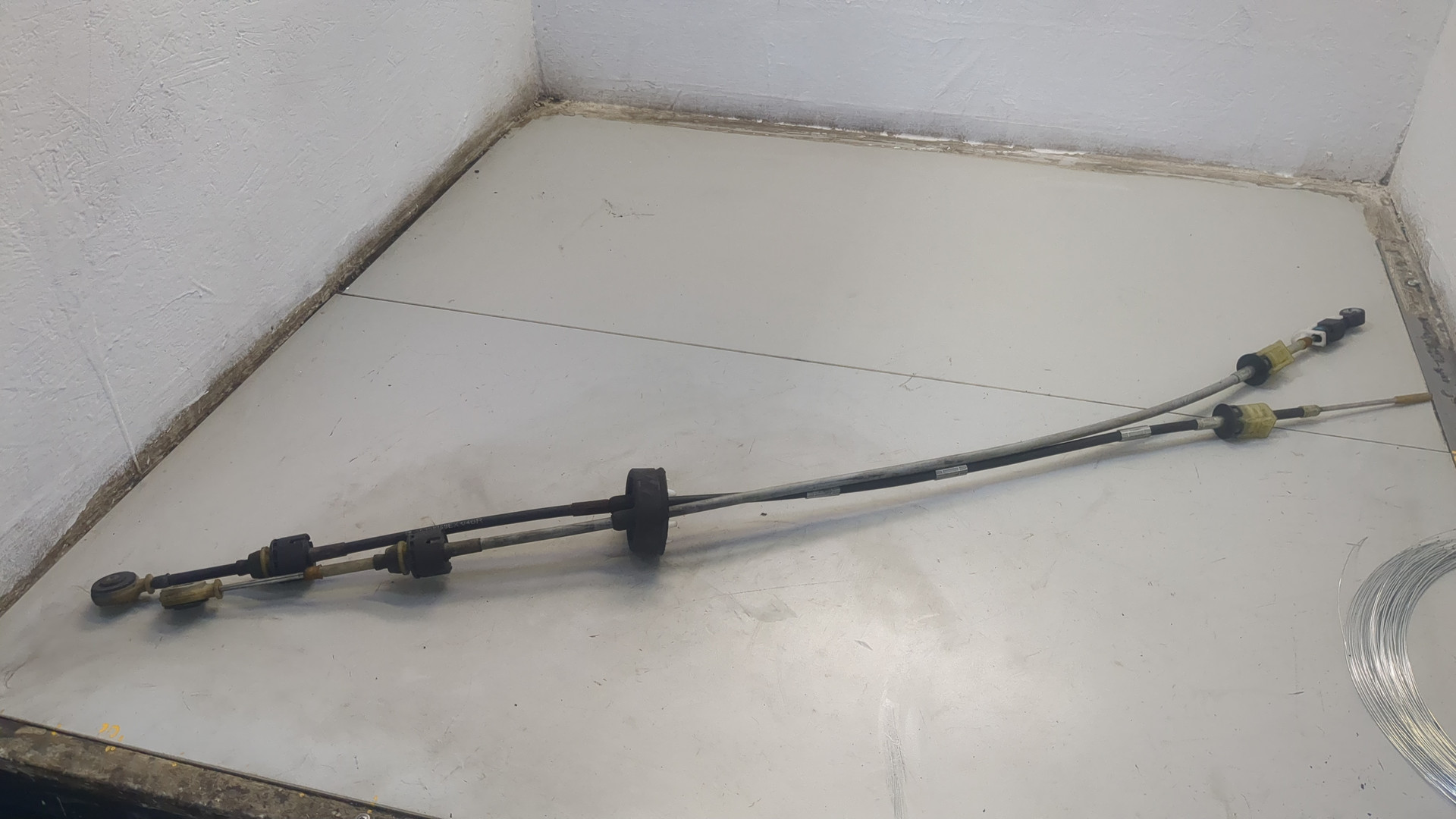 Трос КПП (выбора/переключения передач)