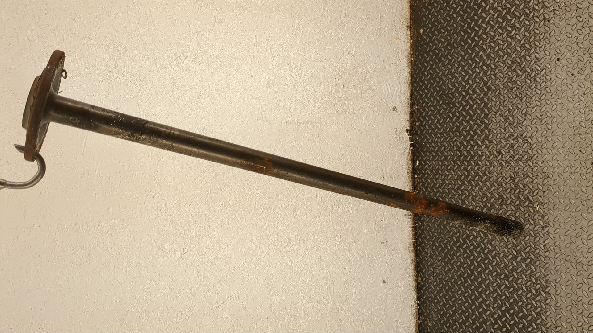 Полуось задняя правая