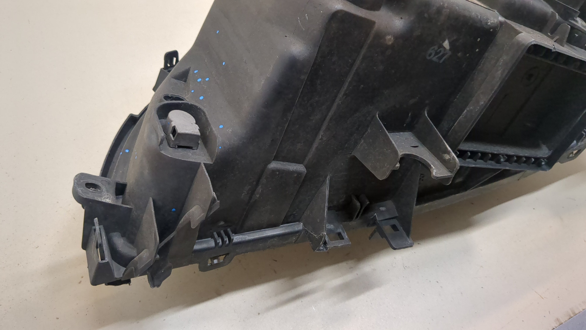 Фара правая