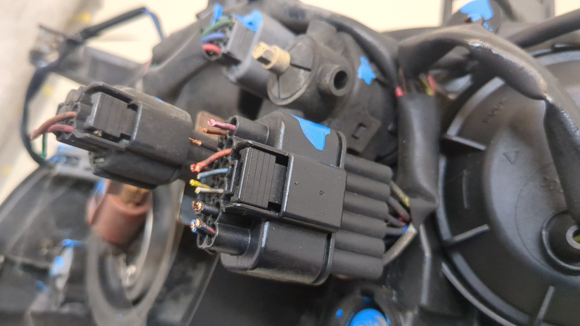 Фара правая