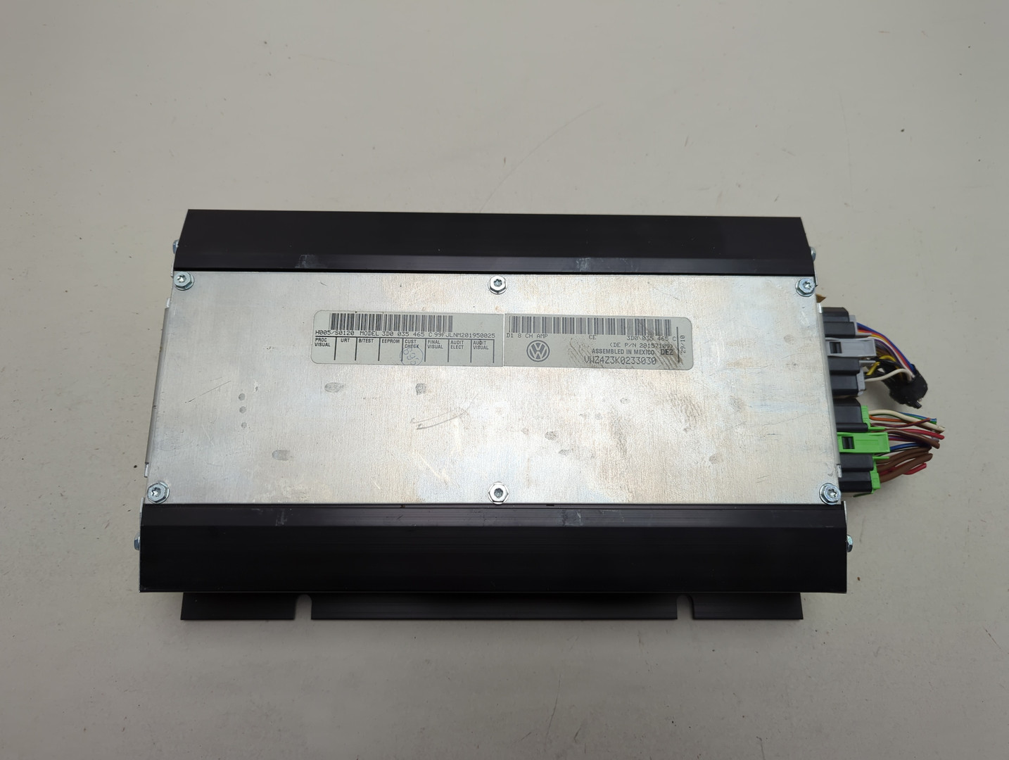 Усилитель акустической системы