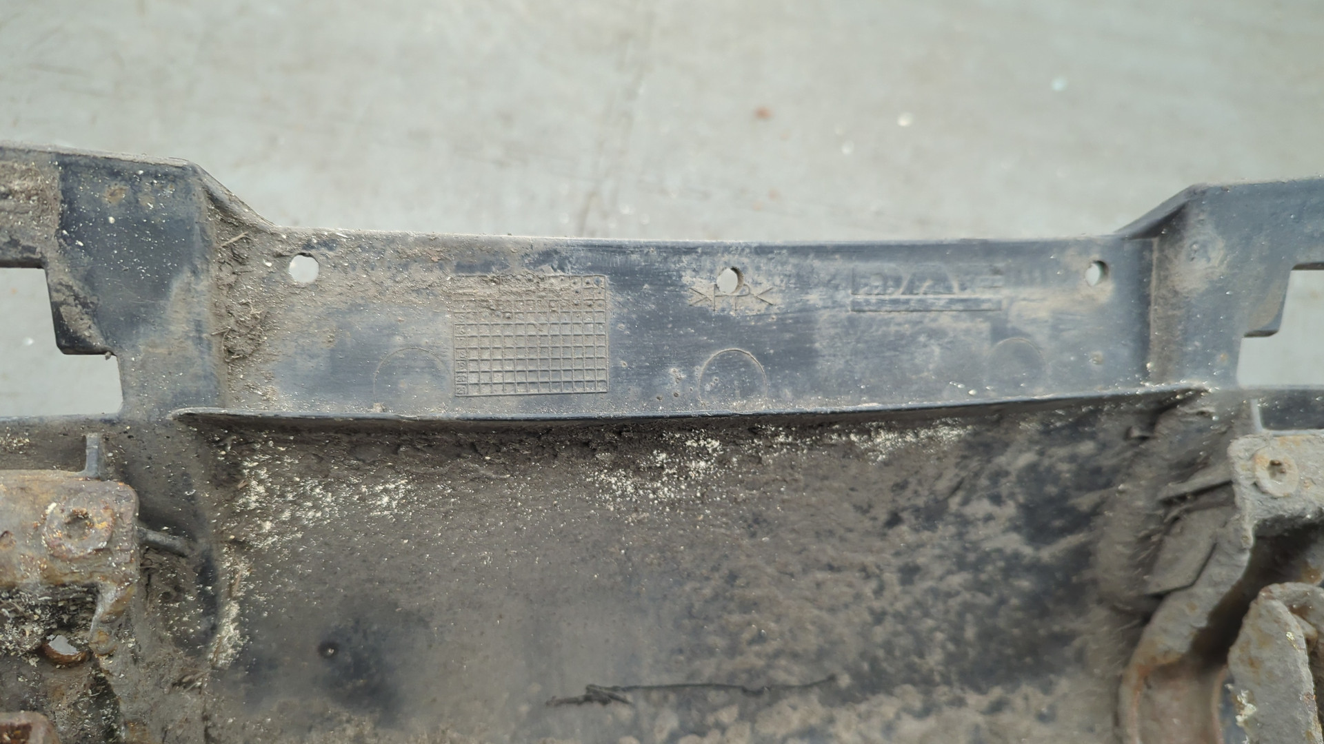 Крыло заднее левое