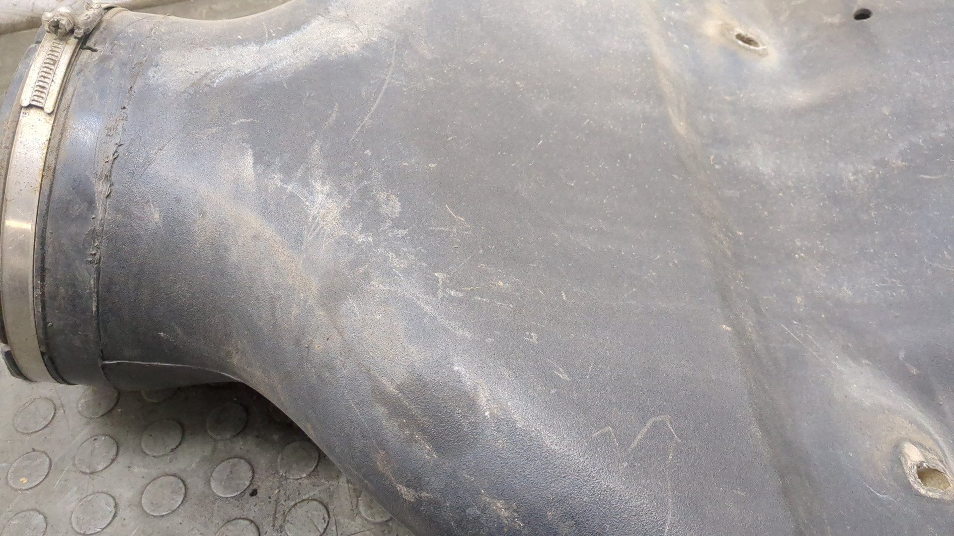 Воздухозаборник (внутри)