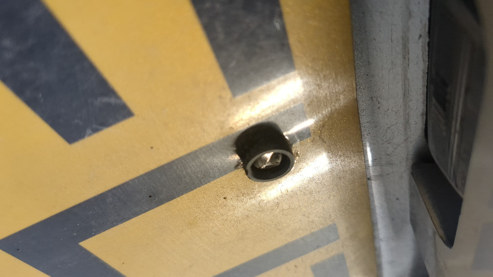 Дверь багажника