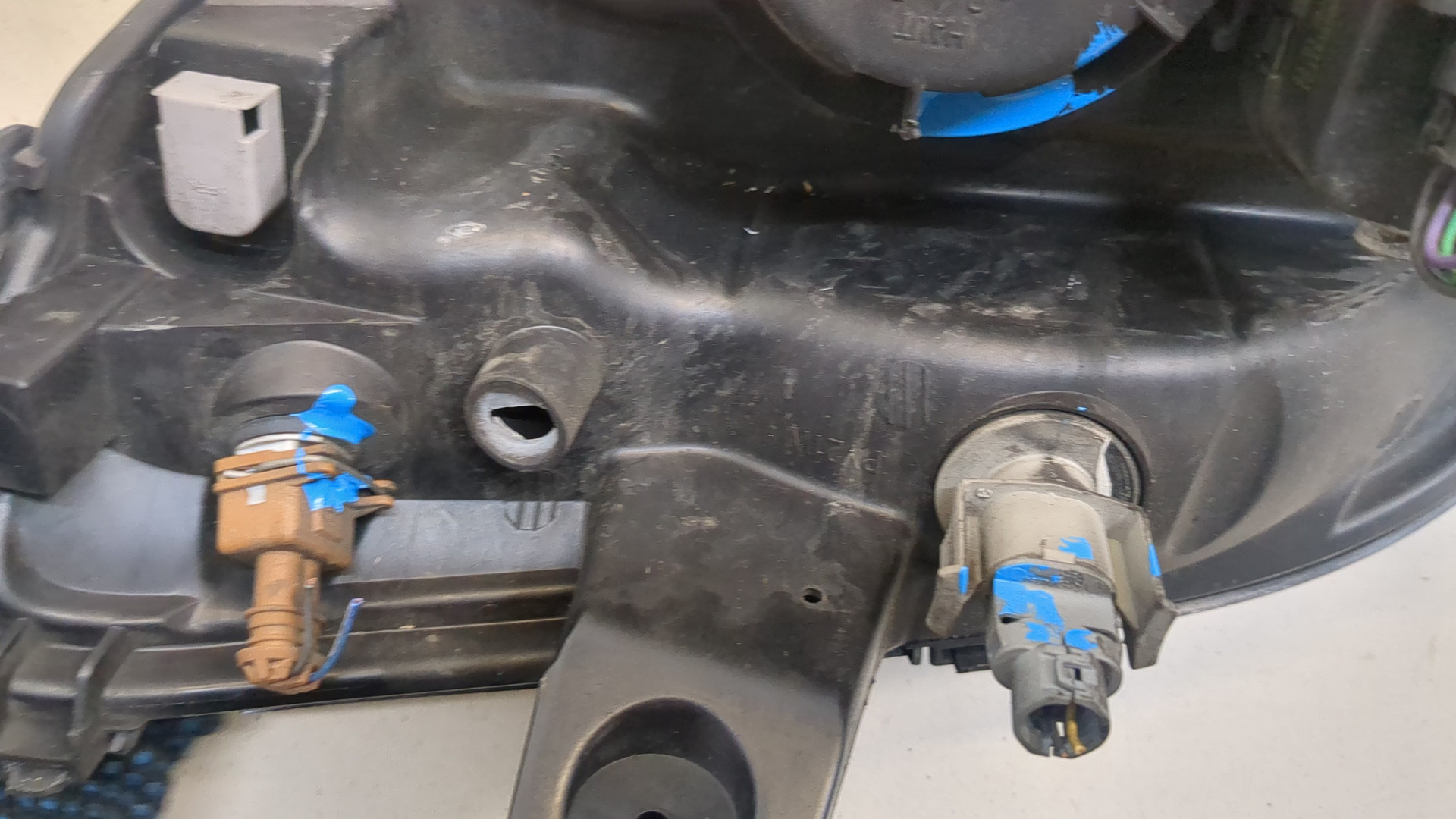 Фара правая