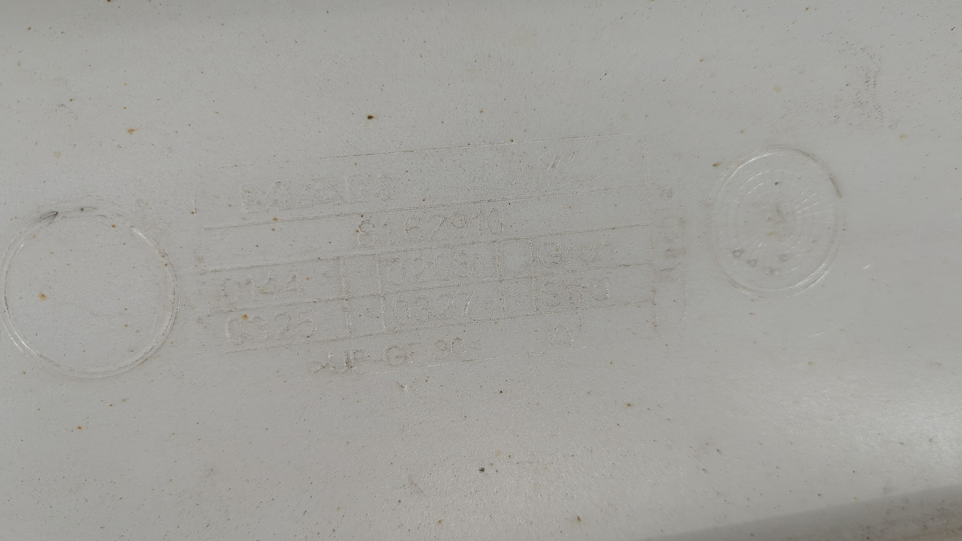 Спойлер переднего бампера левый