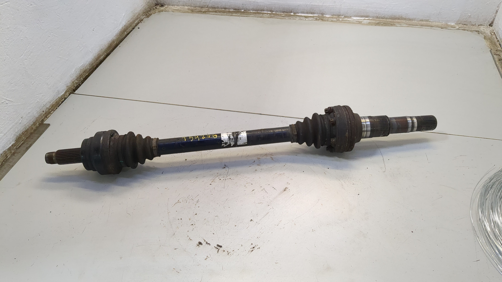 Полуось задняя