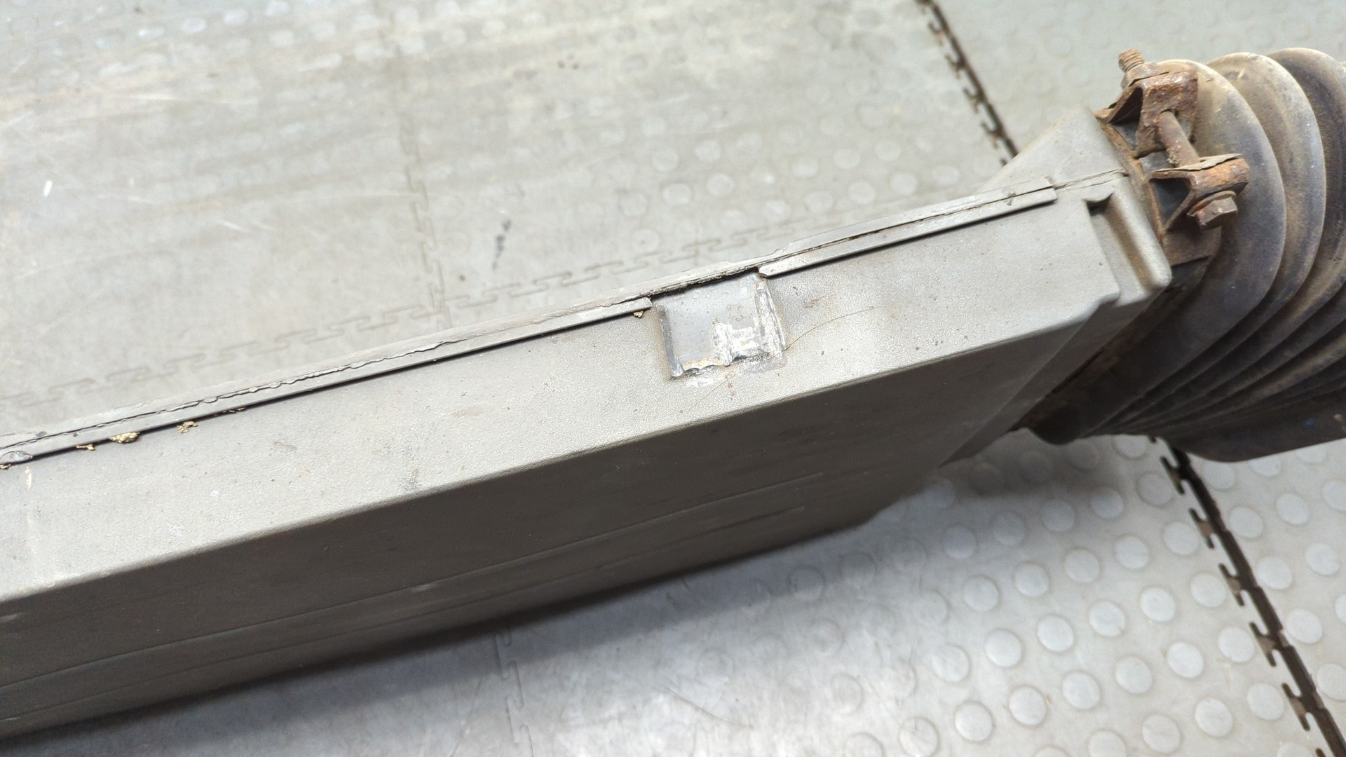 Воздухозаборник (внутри)