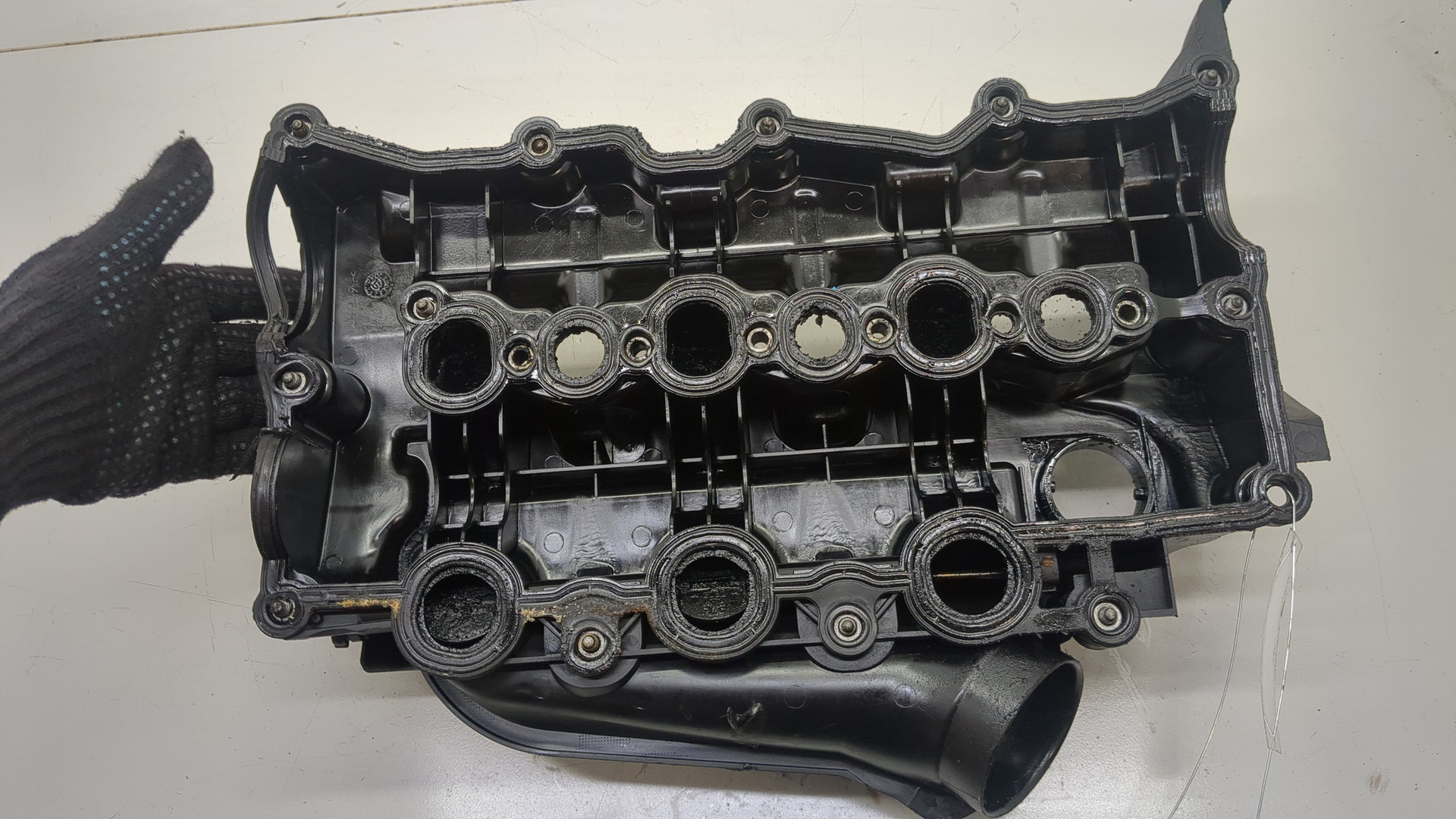 Крышка клапанная ГБЦ