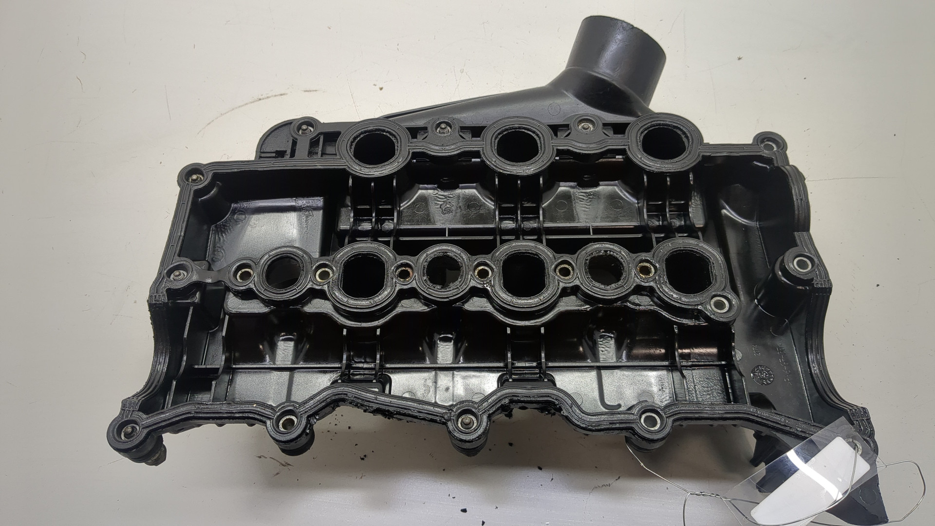 Крышка клапанная ГБЦ