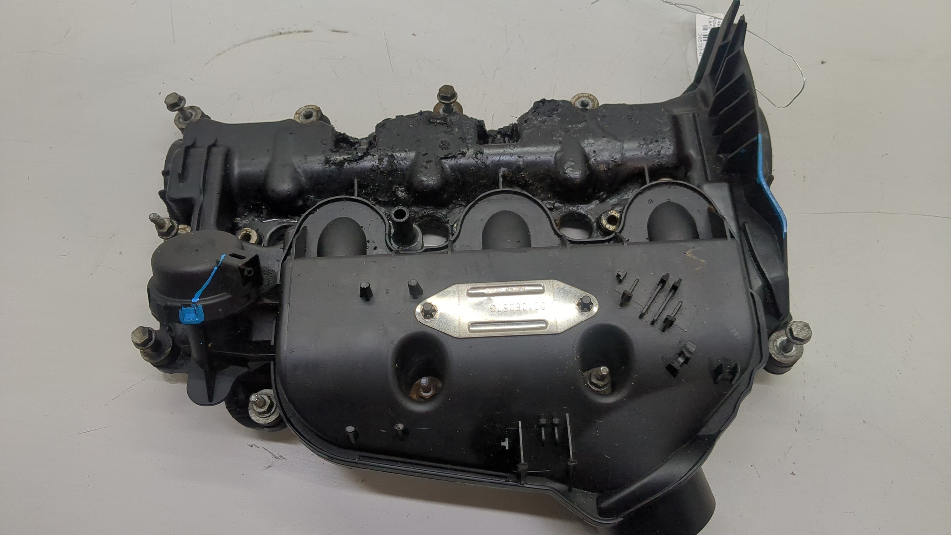 Крышка клапанная ГБЦ