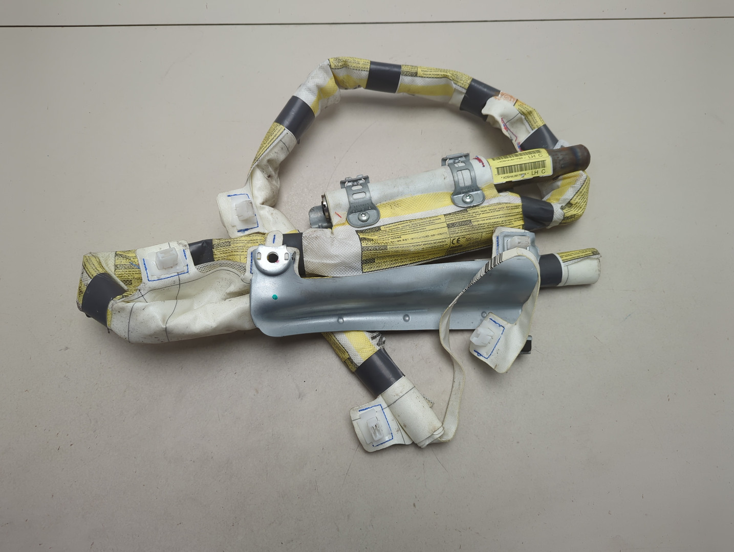 Подушка безопасности боковая (шторка)