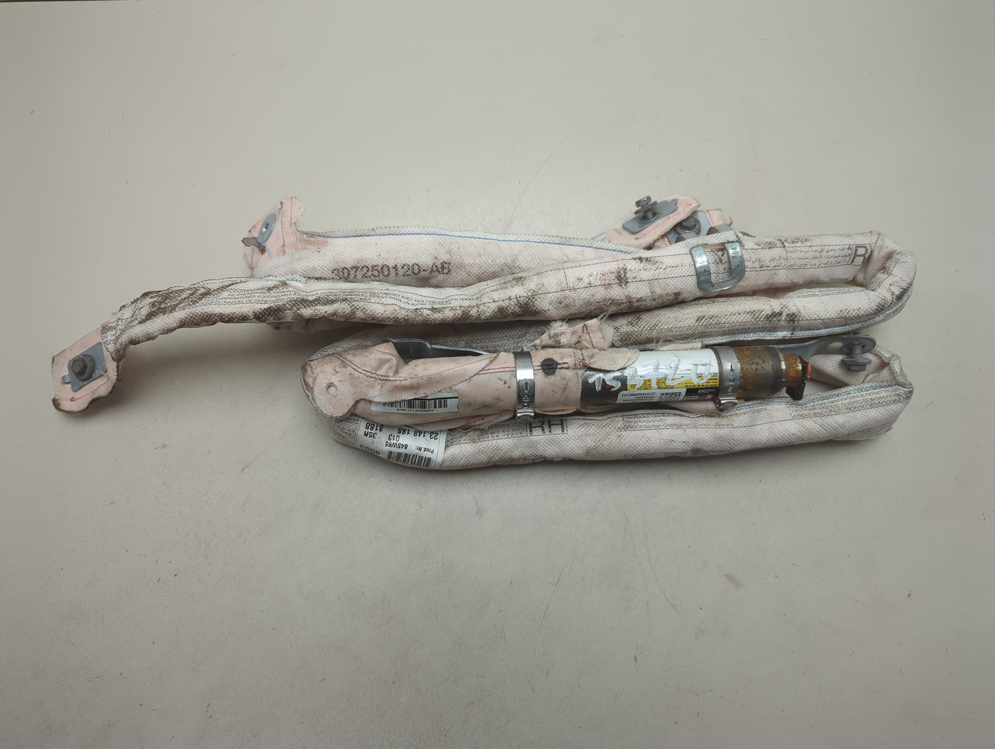 Подушка безопасности боковая (шторка)