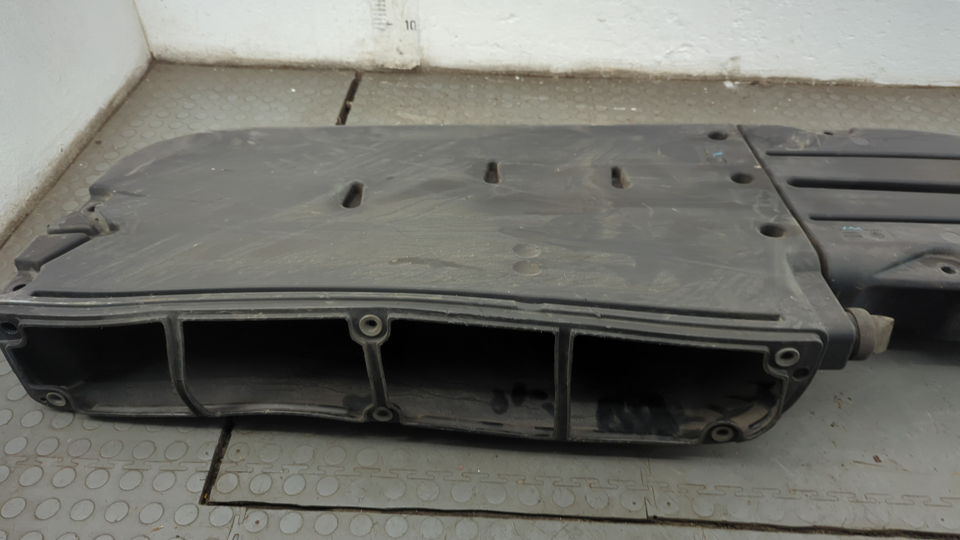 Воздухозаборник (внутри)