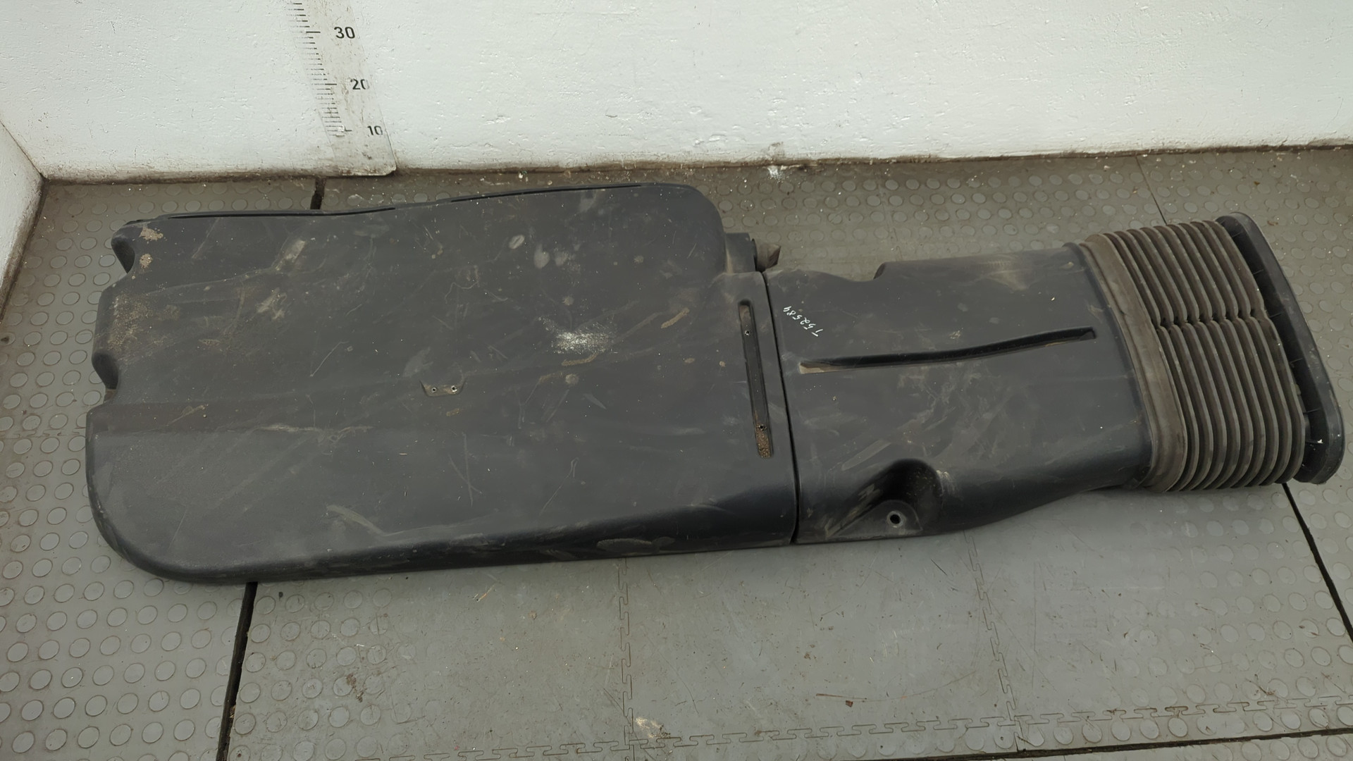 Воздухозаборник (внутри)