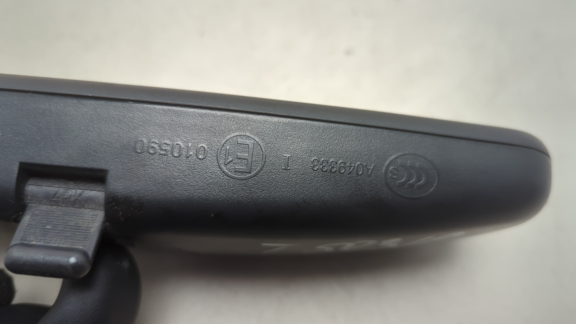 Зеркало заднего вида