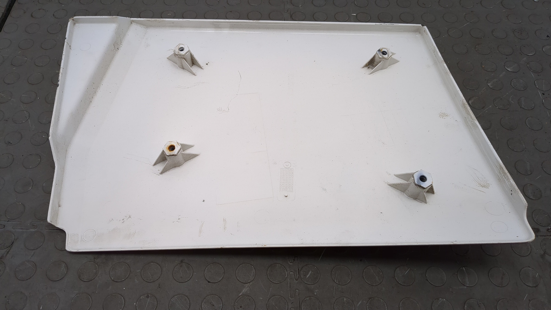 Спойлер переднего бампера левый