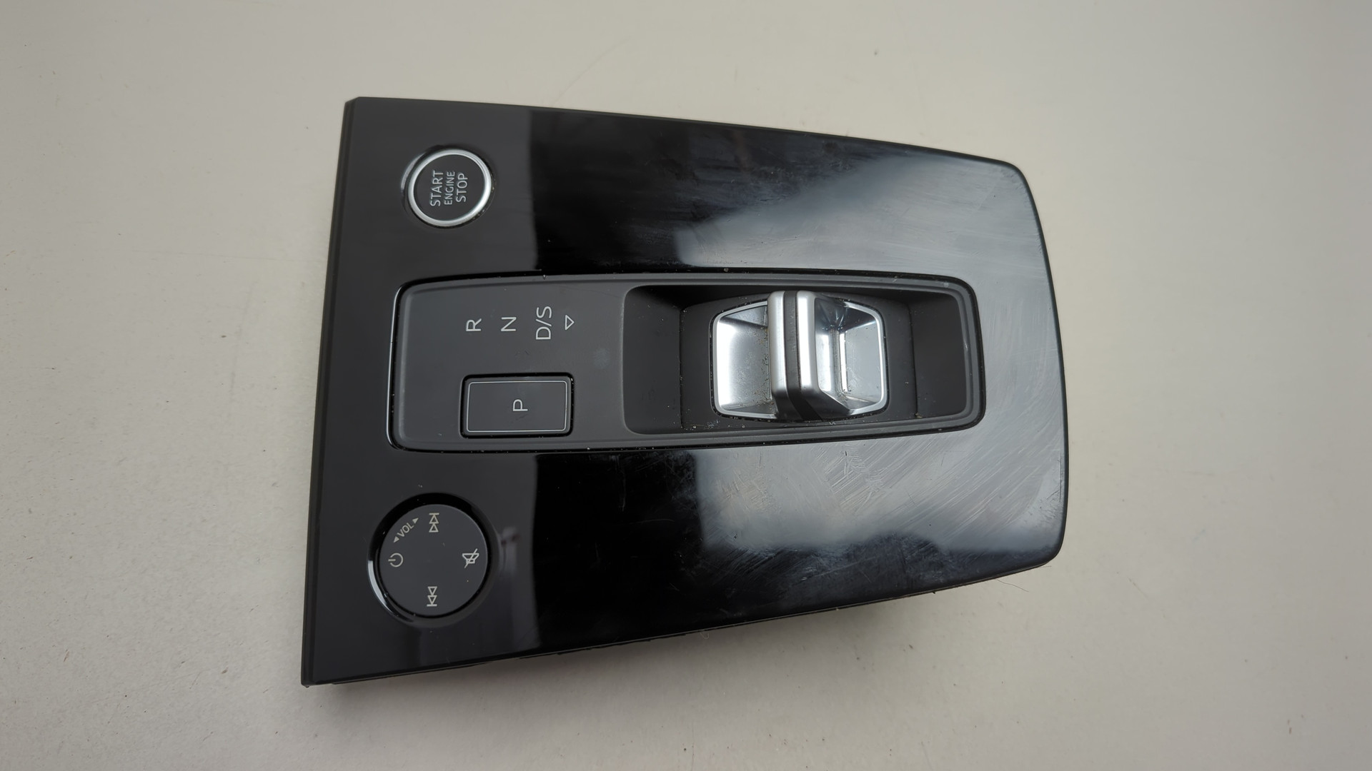 Кулиса МКПП / АКПП