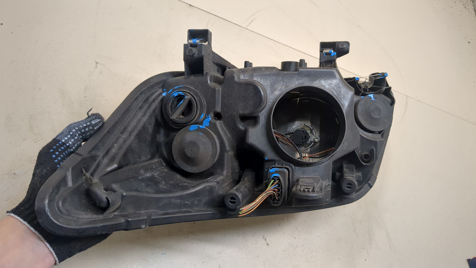 Фара правая