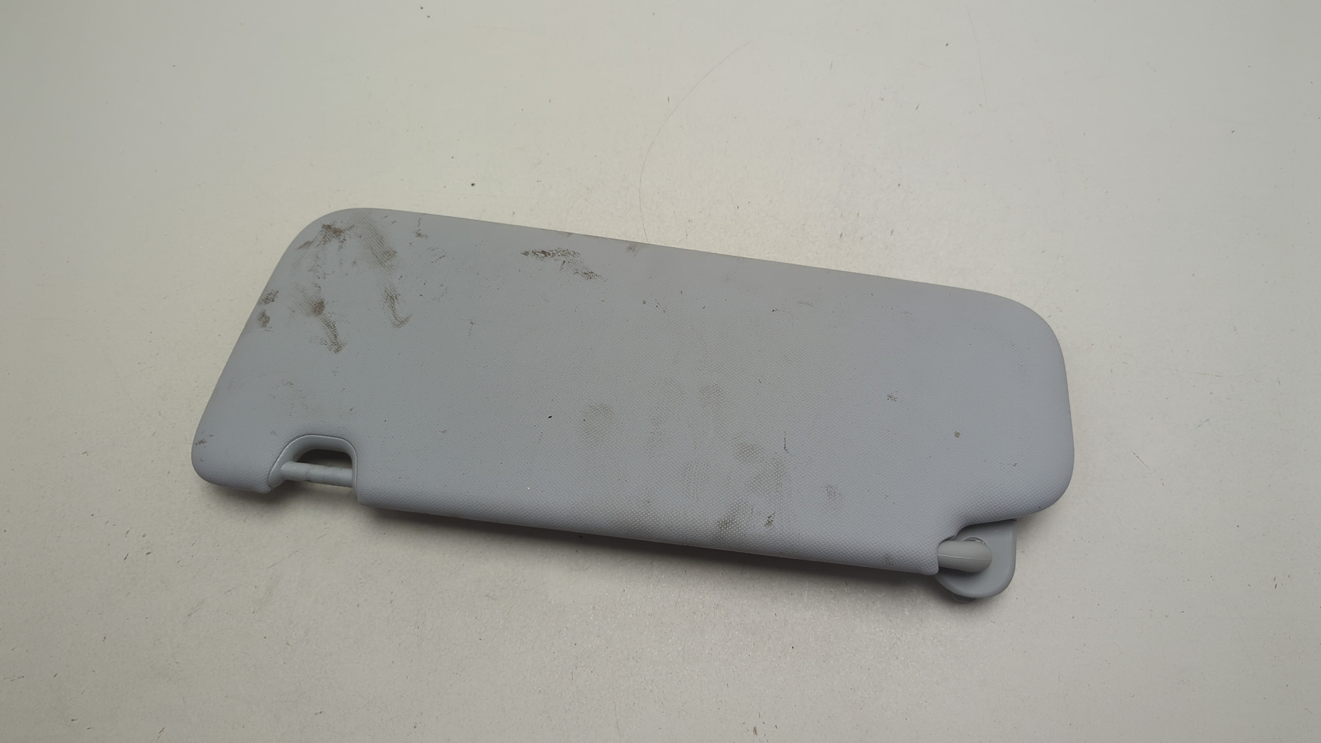 Козырек солнцезащитный