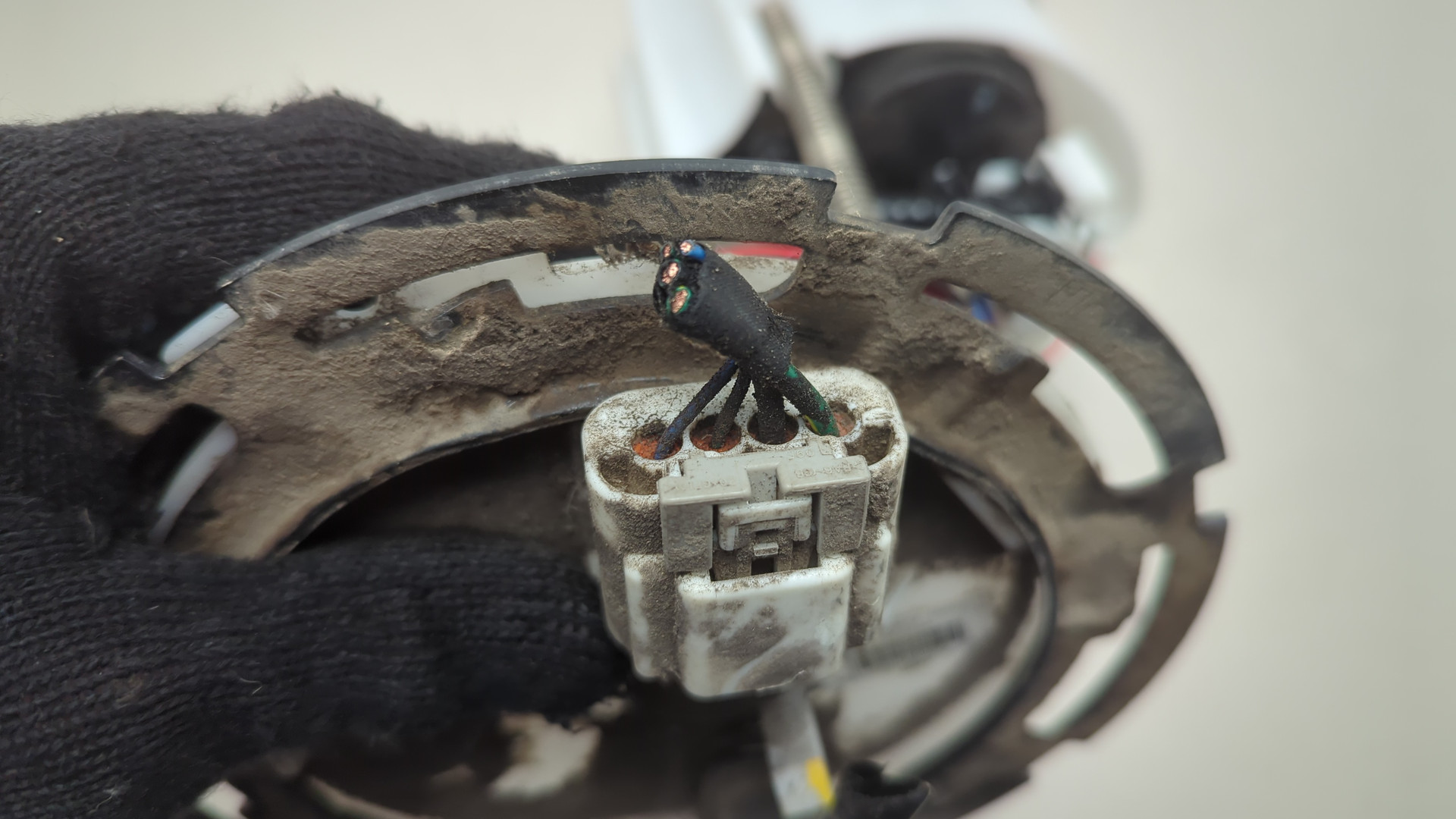 Насос топливный электрический