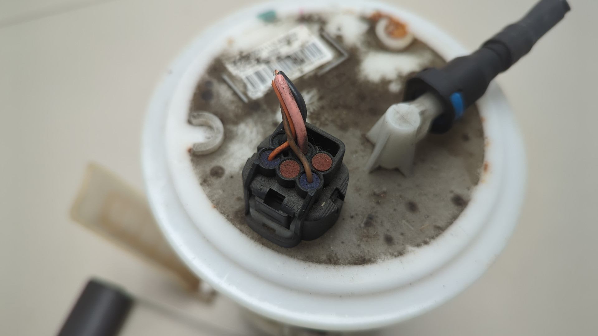 Насос топливный электрический