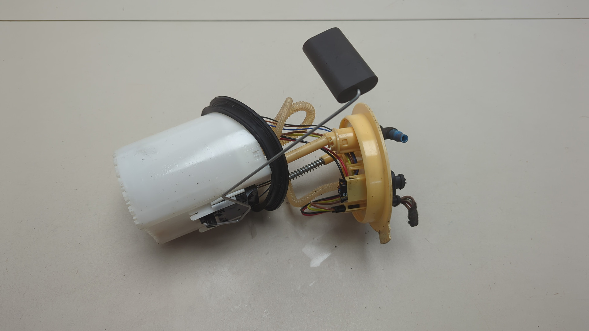 Насос топливный электрический