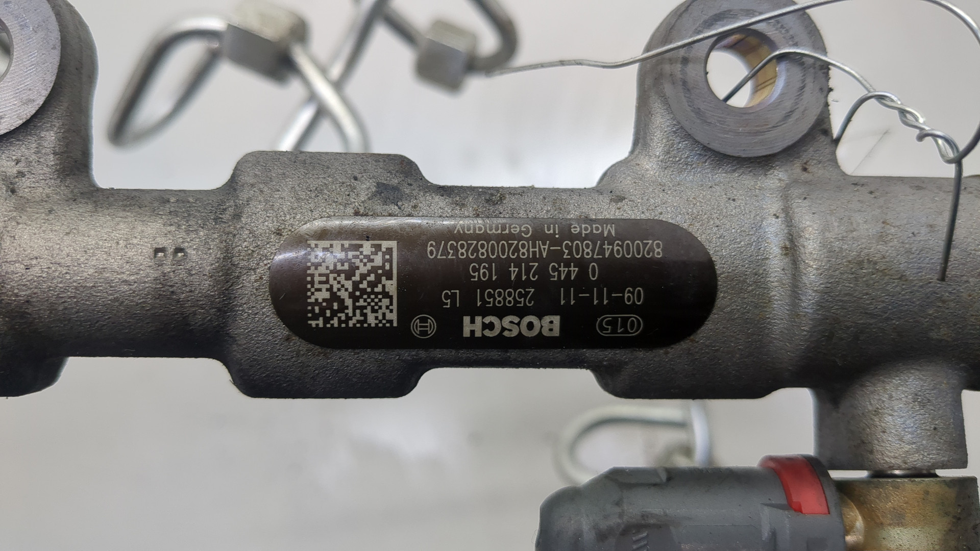 Рейка топливная (рампа)