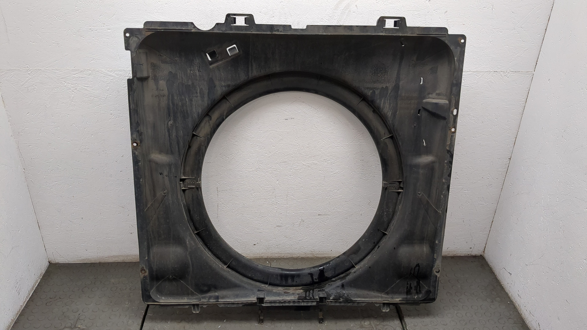 Диффузор вентилятора