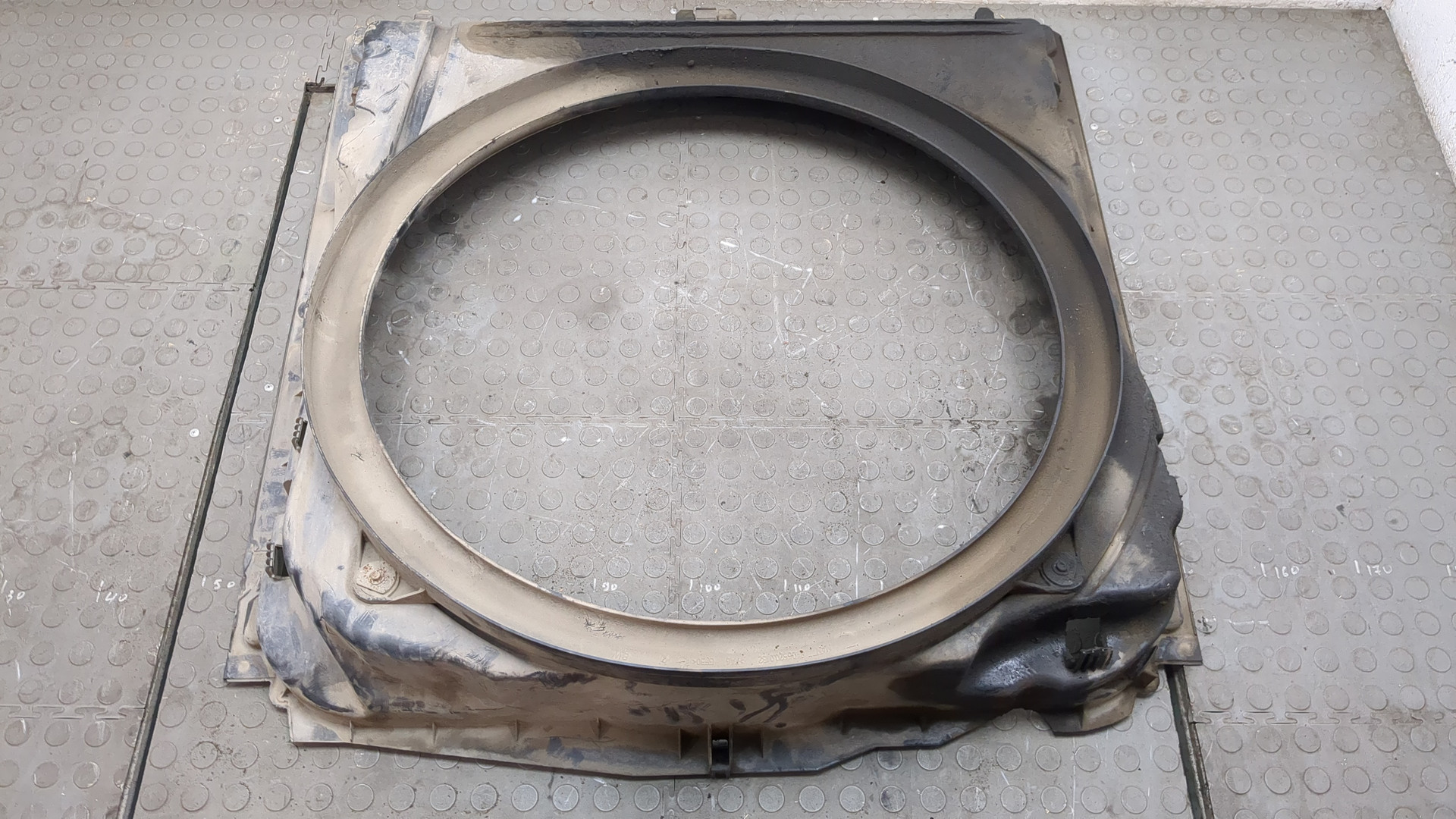 Диффузор вентилятора