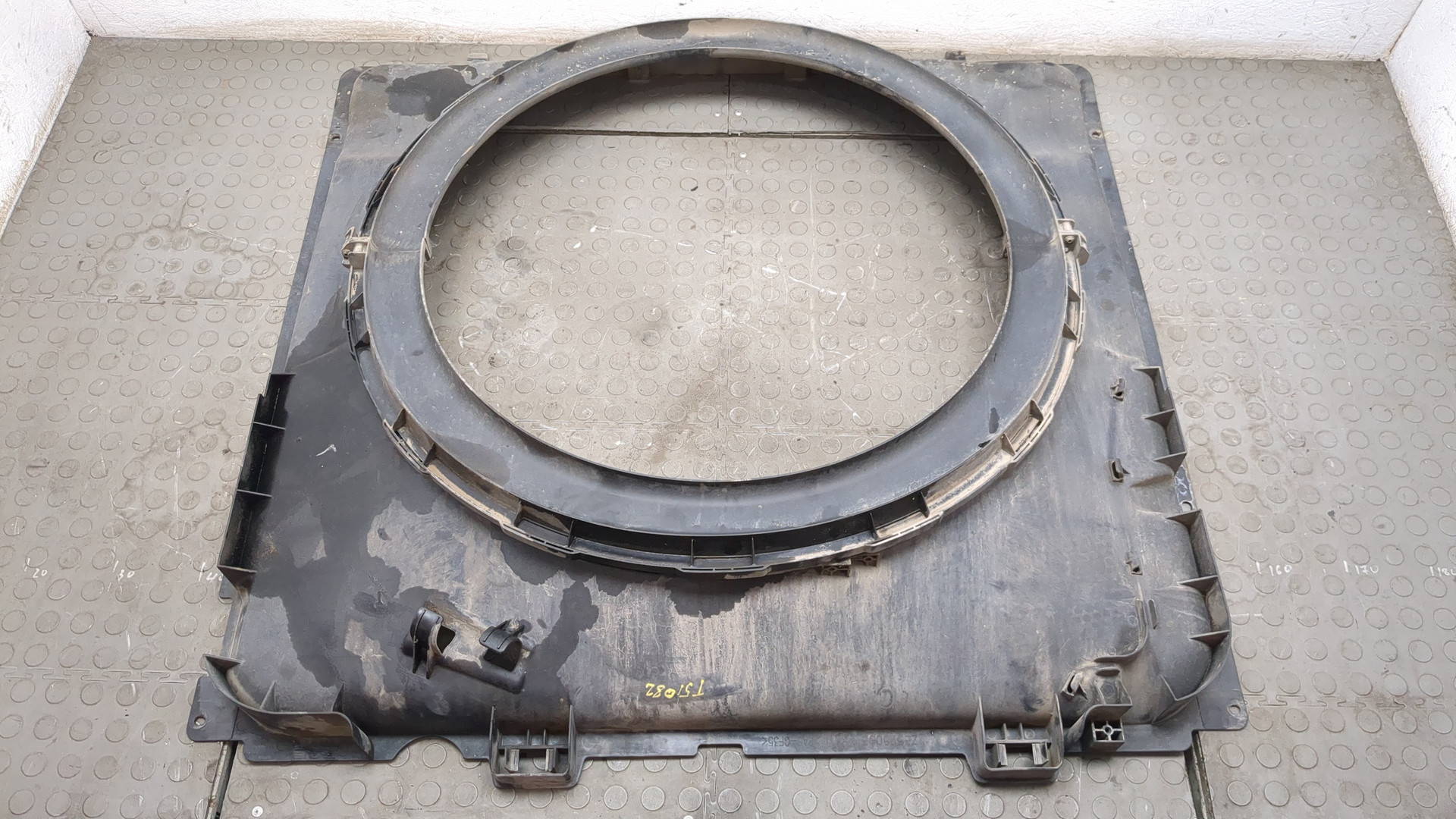 Диффузор вентилятора