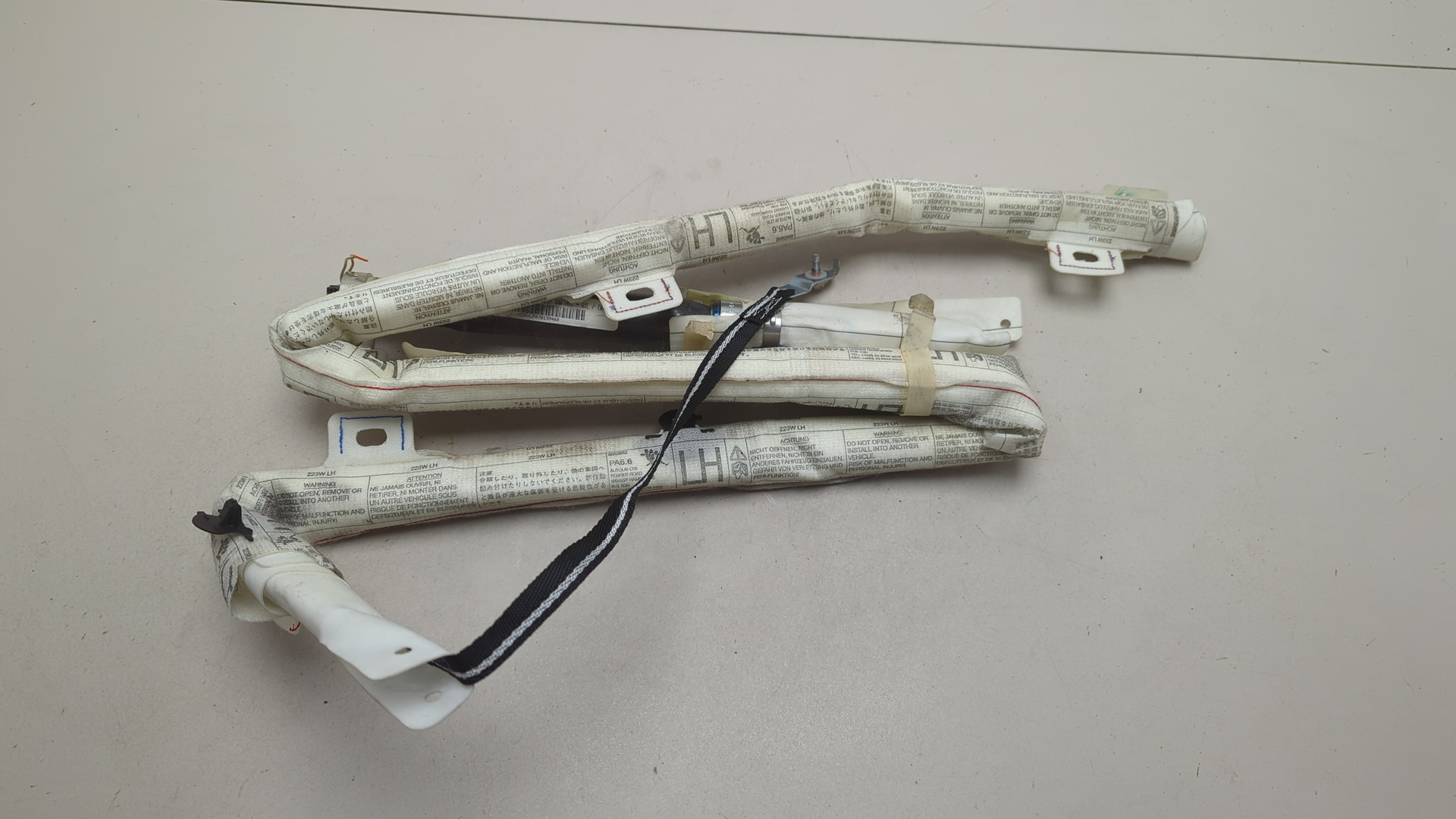 Подушка безопасности боковая (шторка)