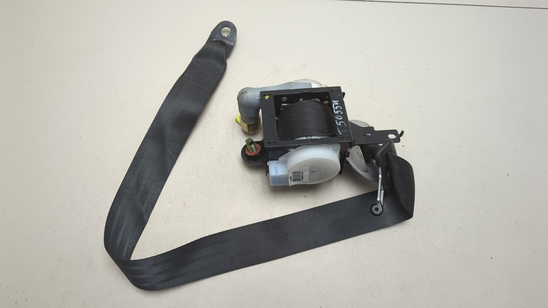 Ремень безопасности