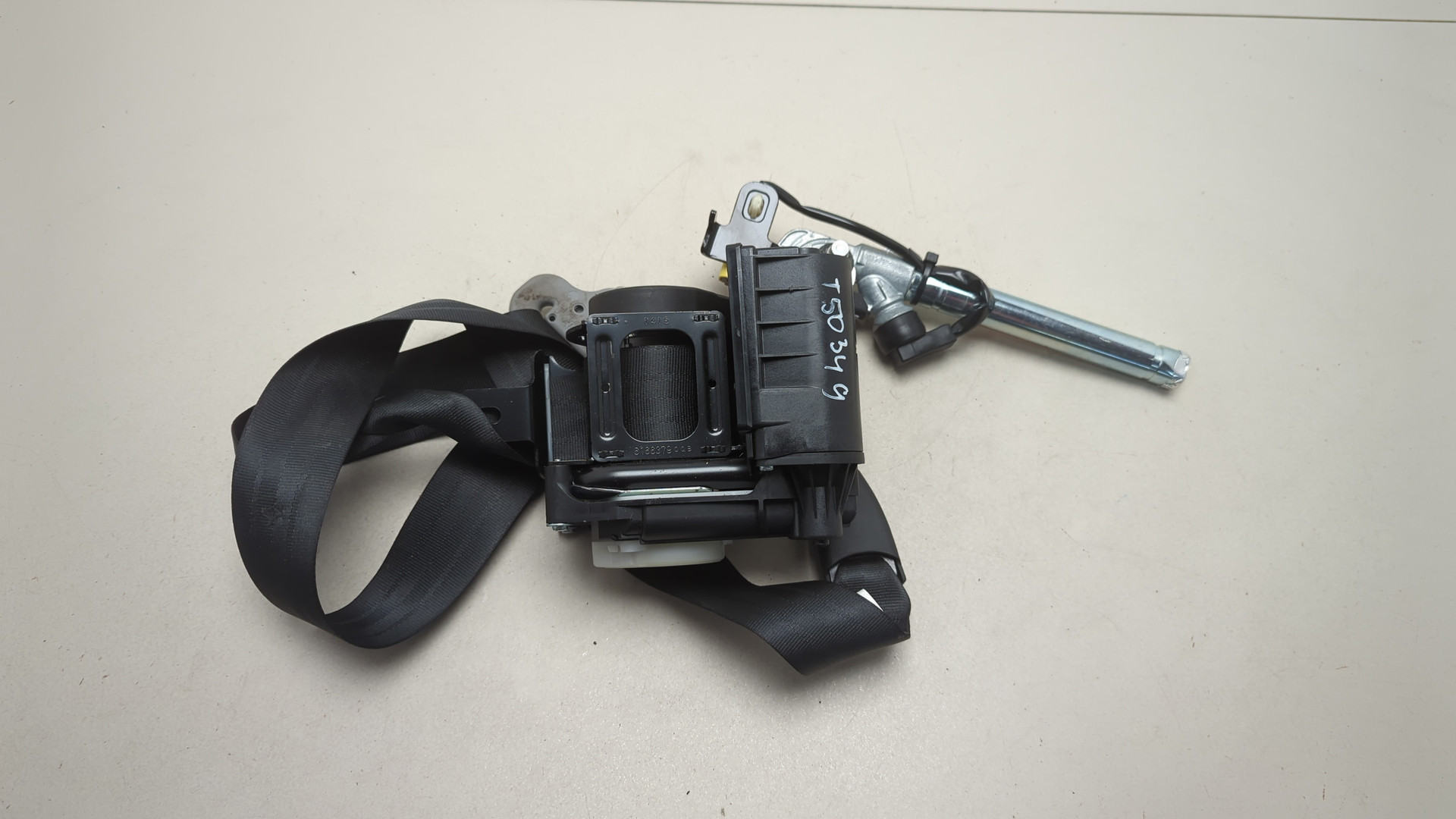 Ремень безопасности